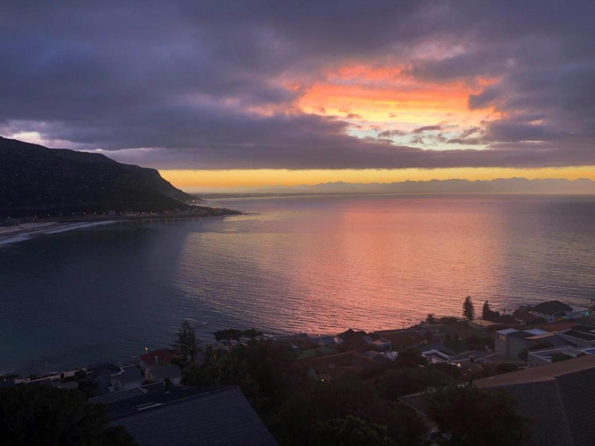 1 Mountain Rd Boutique B & B Fish Hoek Exterior photo